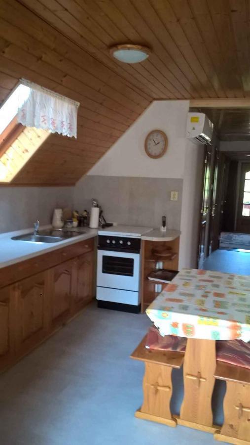 Apartment In Balatonlelle/Balaton 19048 Balatonboglar Ngoại thất bức ảnh