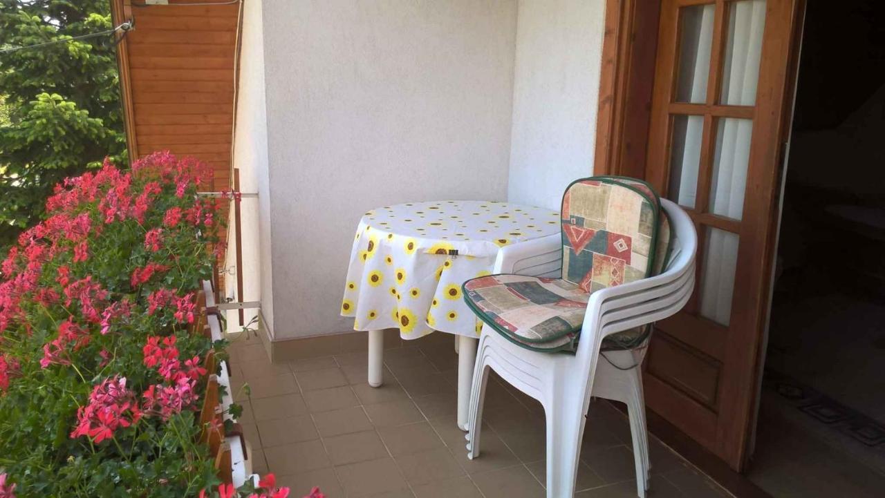 Apartment In Balatonlelle/Balaton 19048 Balatonboglar Ngoại thất bức ảnh
